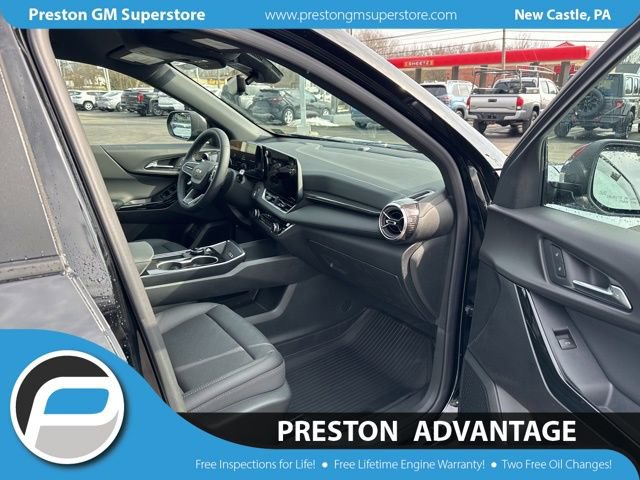 New 2026 Chevrolet Equinox LT w/ Convenience Package II AWD/4WD image 8