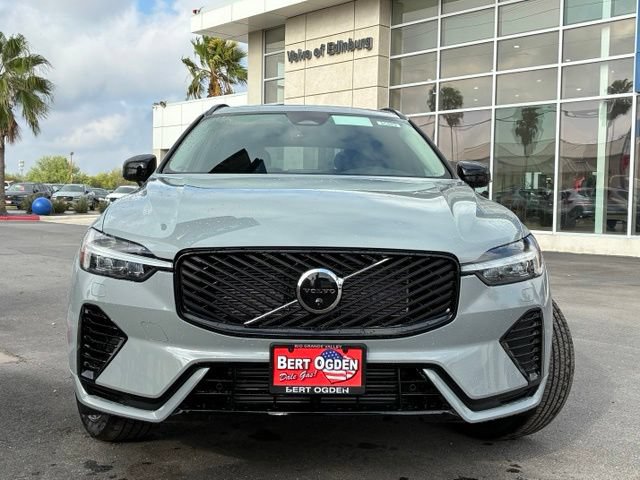 New 2026 Volvo XC60 T8 Plus w/ Climate Package PRO AWD/4WD image 2