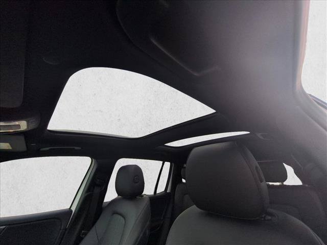 Used 2021 Mercedes-Benz GLB 250 image 14
