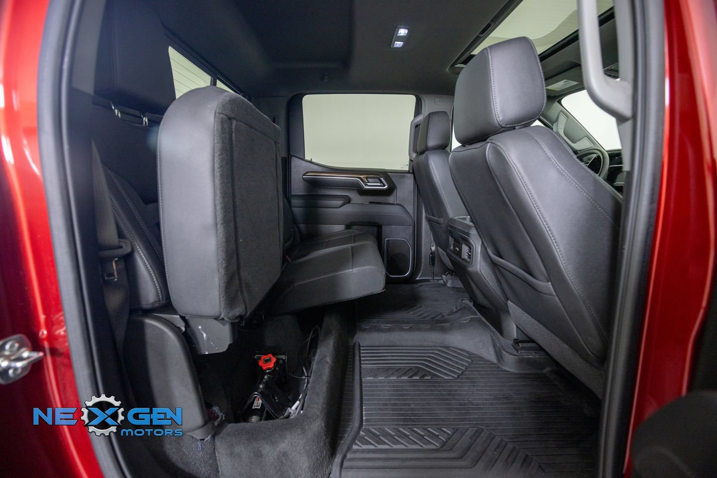 Used 2025 Chevrolet Silverado 1500 RST w/ RST All Star Premium Package AWD/4WD image 38