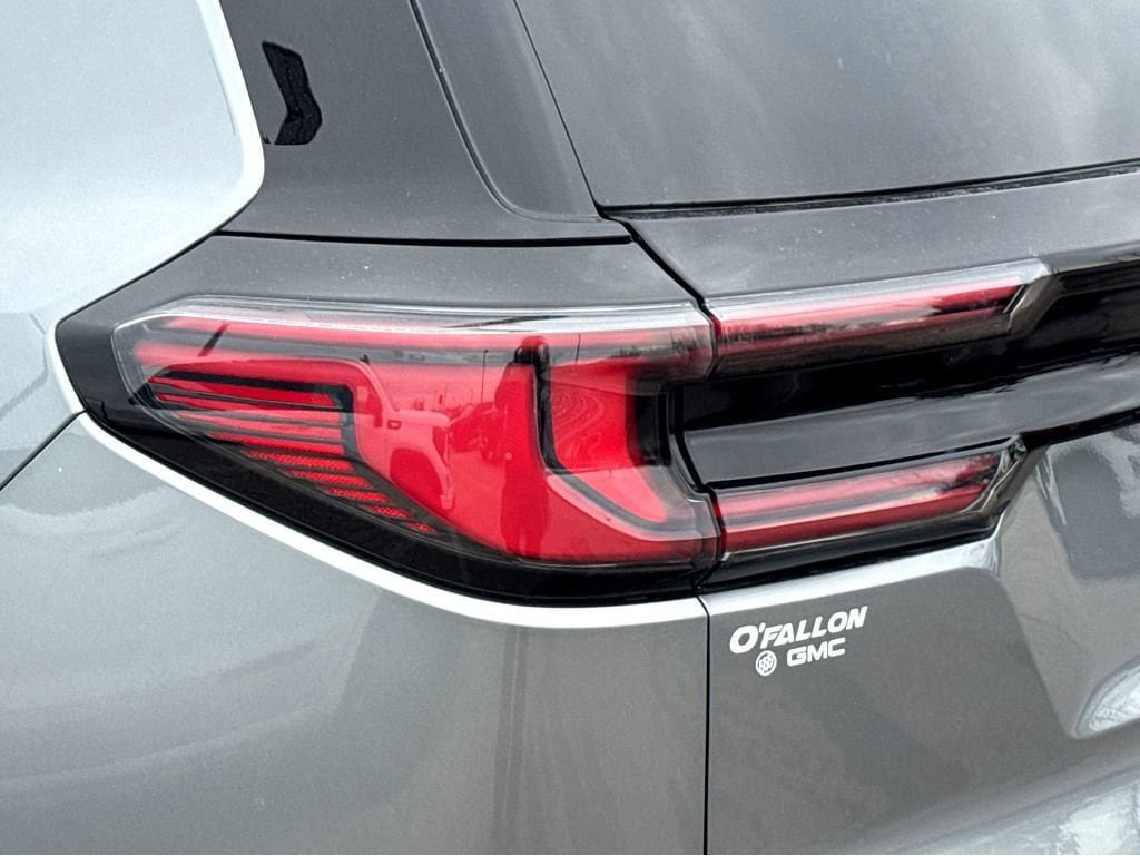 New 2026 GMC Acadia Denali w/ Super Cruise Package image 21
