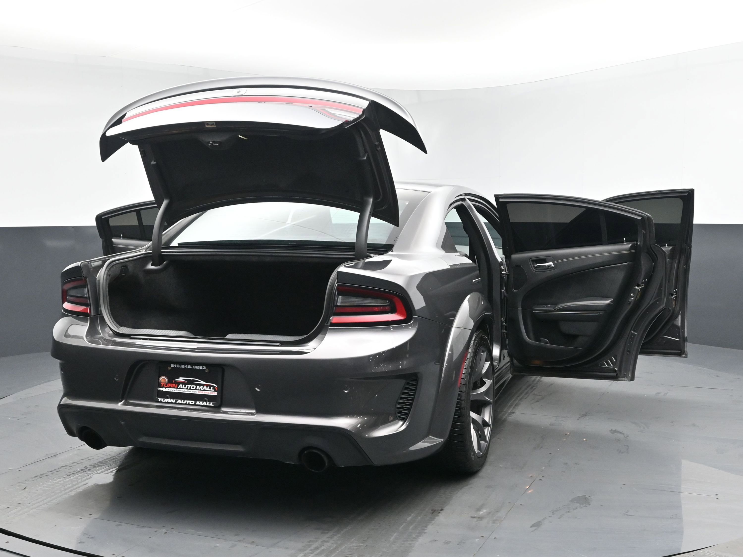 Used 2022 Dodge Charger SRT Hellcat w/ Harman/Kardon Audio Group image 26