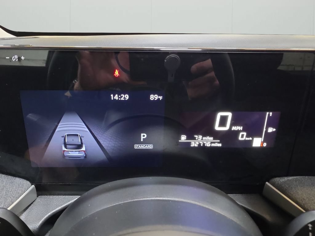 Used 2025 Nissan Kicks SV AWD/4WD image 19