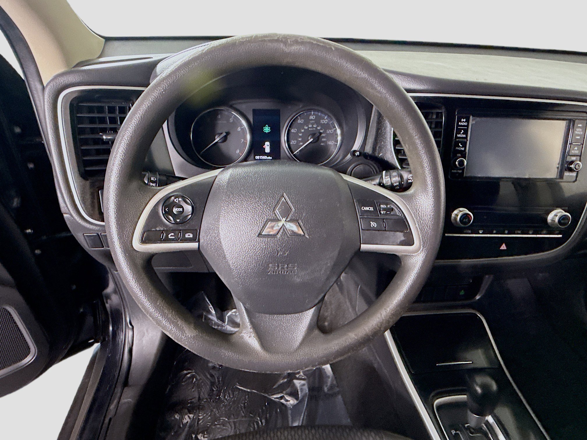 Used 2020 Mitsubishi Outlander ES image 13