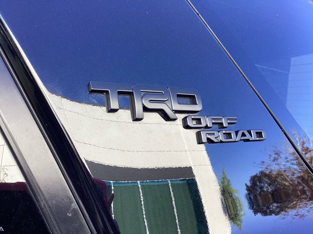 Certified 2024 Toyota 4Runner TRD Off-Road Premium w/ Off Road Premium Plus Package AWD/4WD image 18