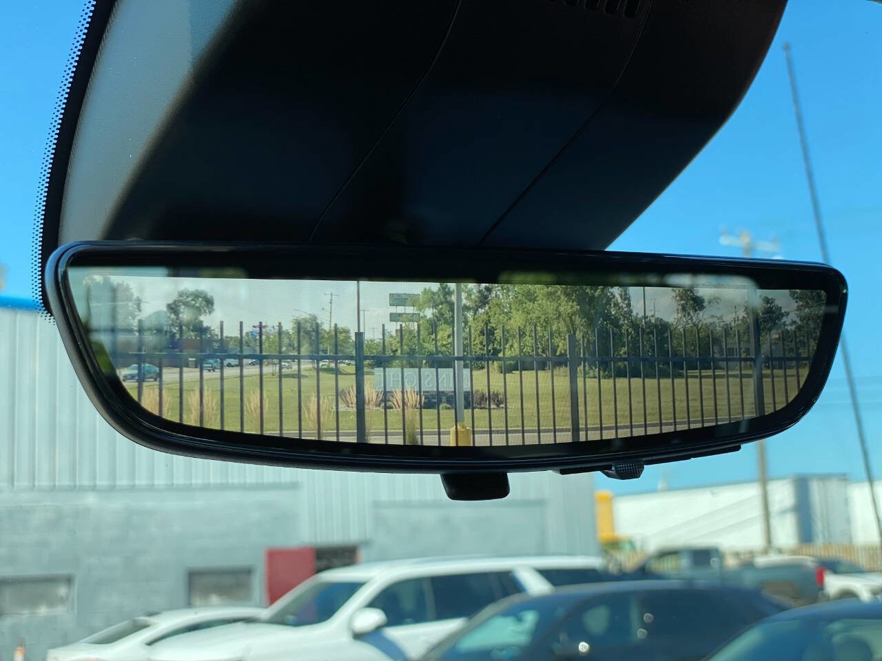 Used 2023 GMC Sierra 1500 AT4X image 18