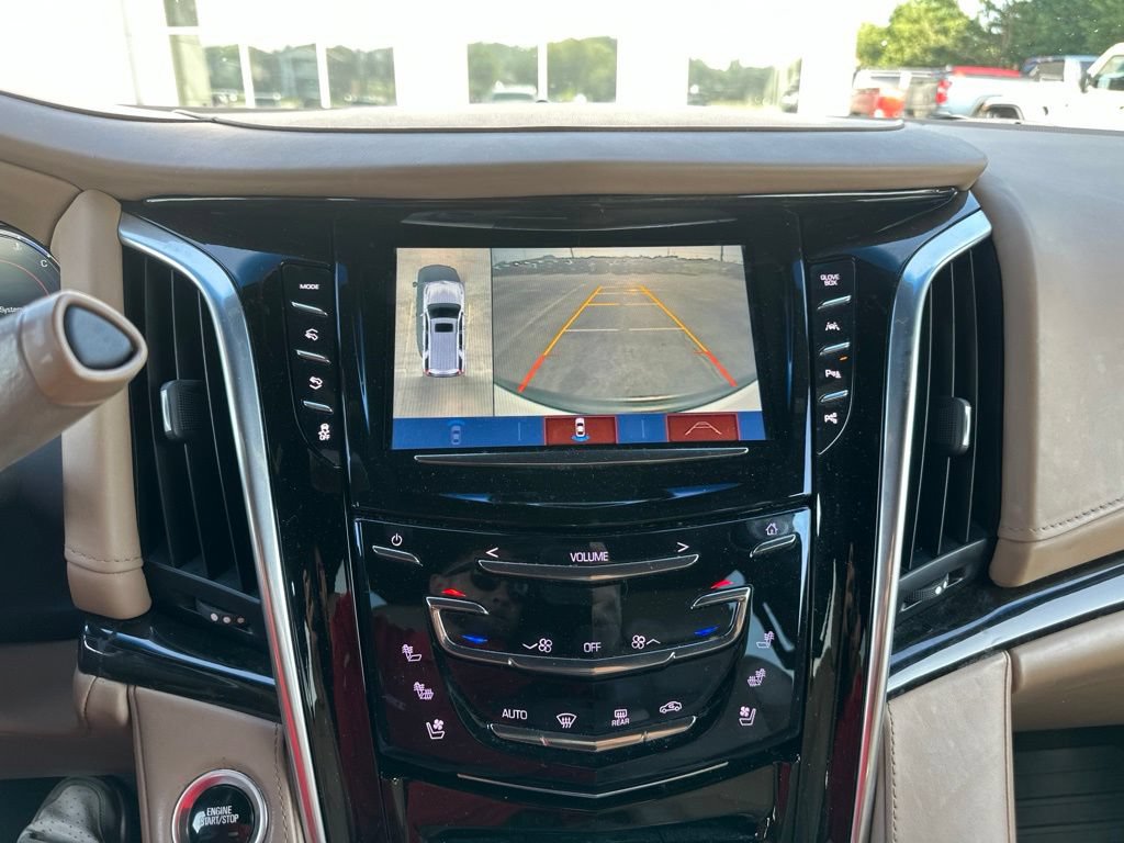 Used 2019 Cadillac Escalade ESV Platinum AWD/4WD image 8