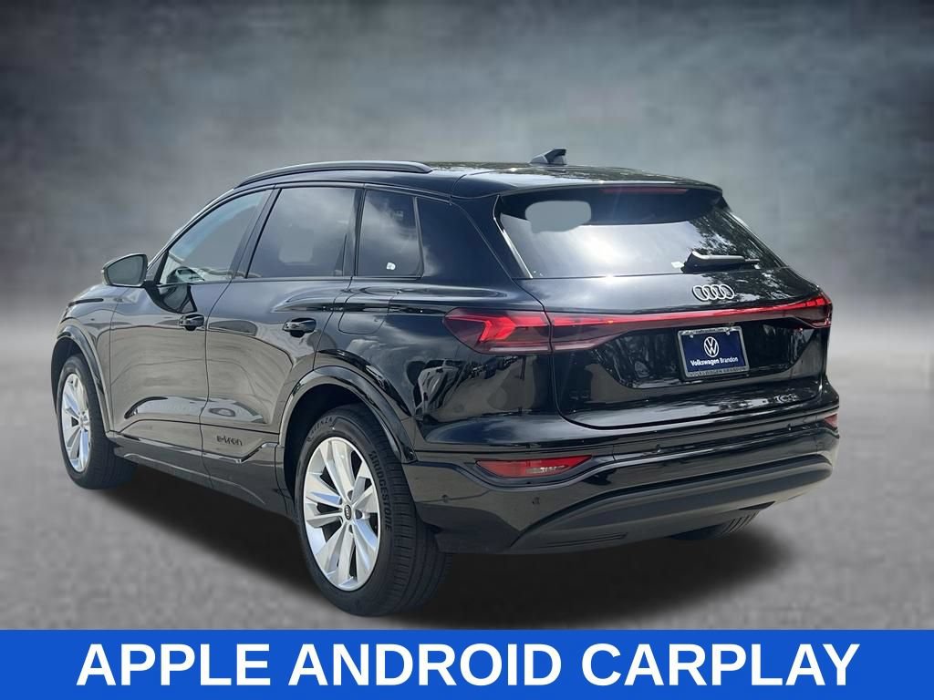Used 2025 Audi Q6 e-tron Premium w/ Convenience Package RWD image 4