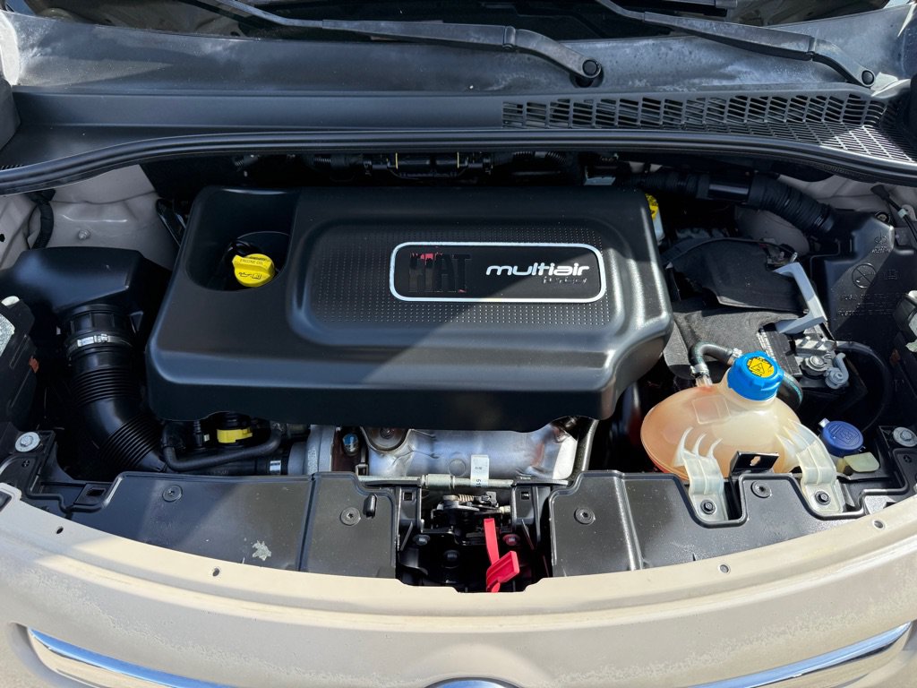 Used 2014 FIAT 500L Lounge FWD image 32