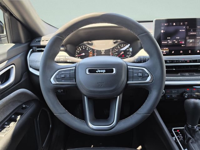 Certified 2023 Jeep Compass Latitude AWD/4WD image 16