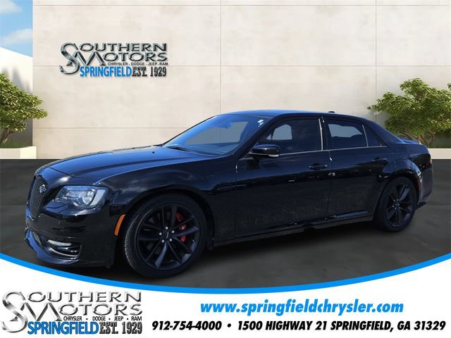 Used 2023 Chrysler 300 C