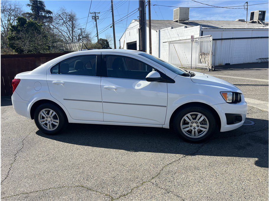 Used 2014 Chevrolet Sonic LT image 8