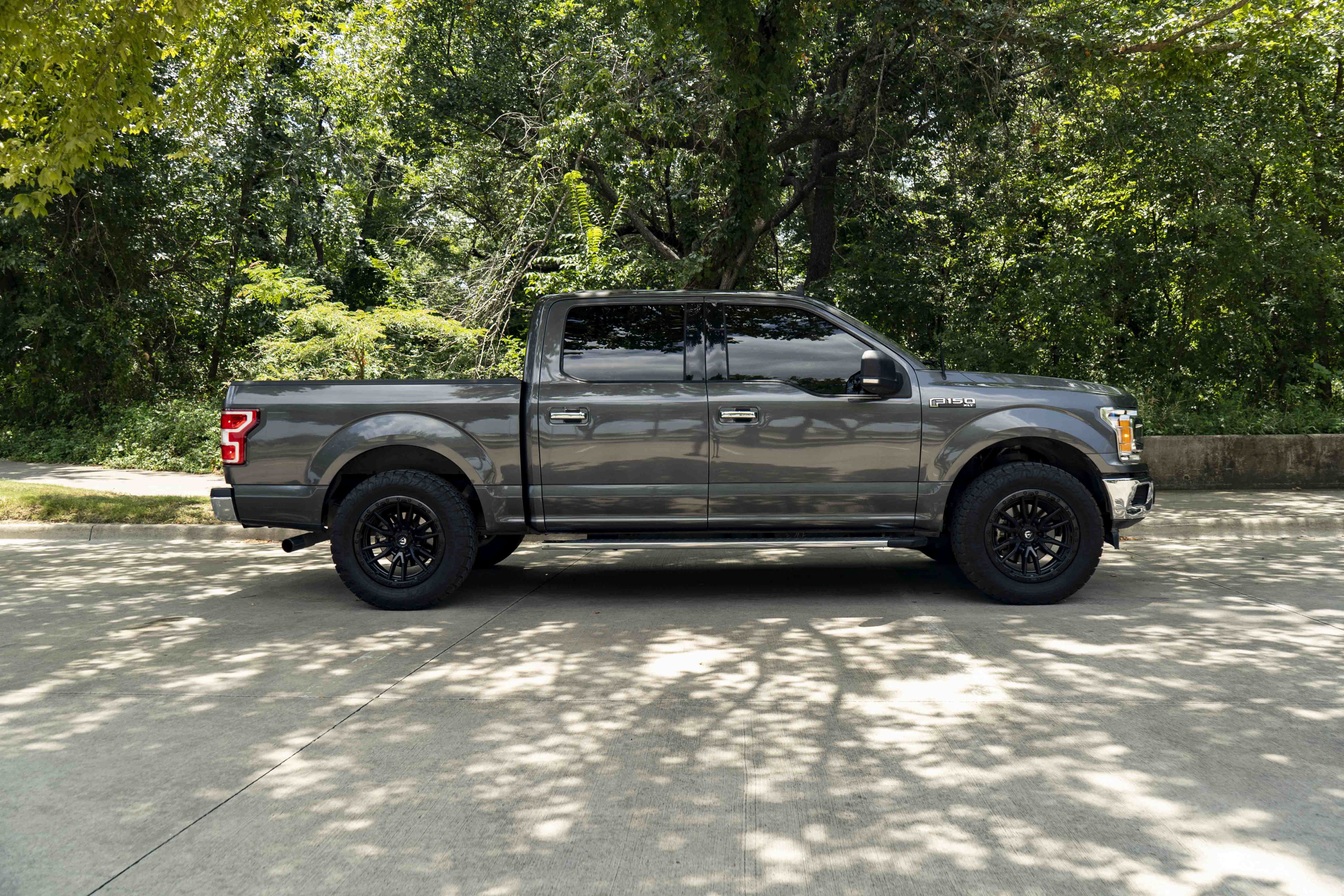 Used 2019 Ford F150 XLT w/ Equipment Group 302A Luxury RWD image 10