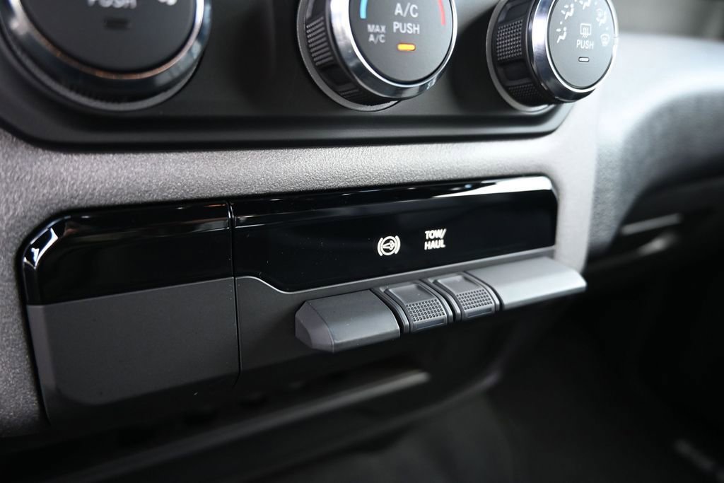 Used 2024 RAM 2500 Tradesman AWD/4WD image 30