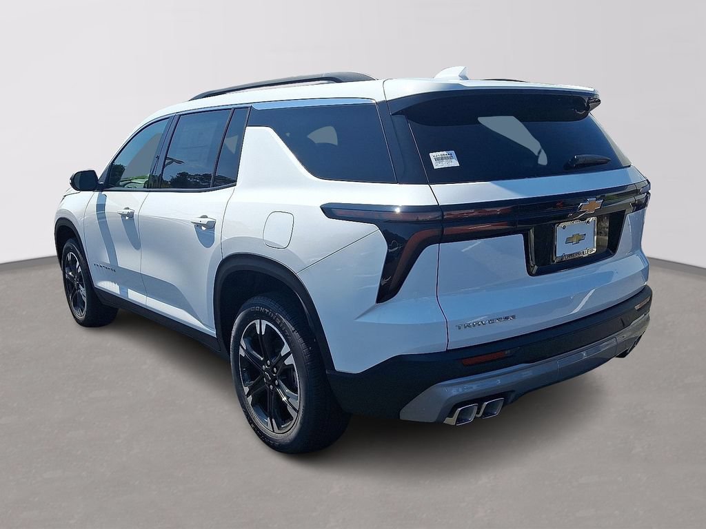 New 2027 Chevrolet Traverse LT w/ Sun and Wheel Package FWD image 3