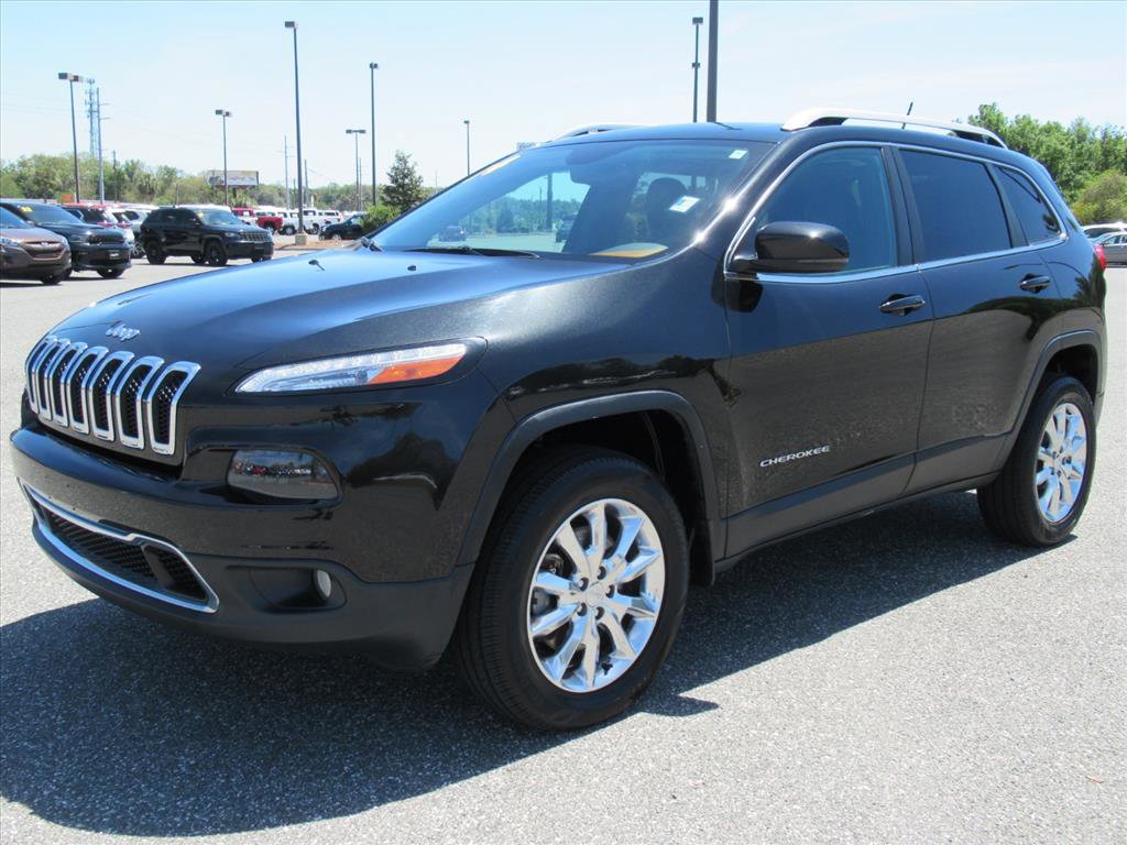 Used 2014 Jeep Cherokee Limited w/ Luxury Group image 3