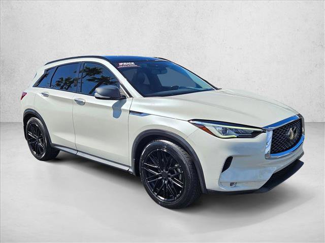Used 2019 INFINITI QX50 Luxe w/ Cargo Package AWD/4WD image 3