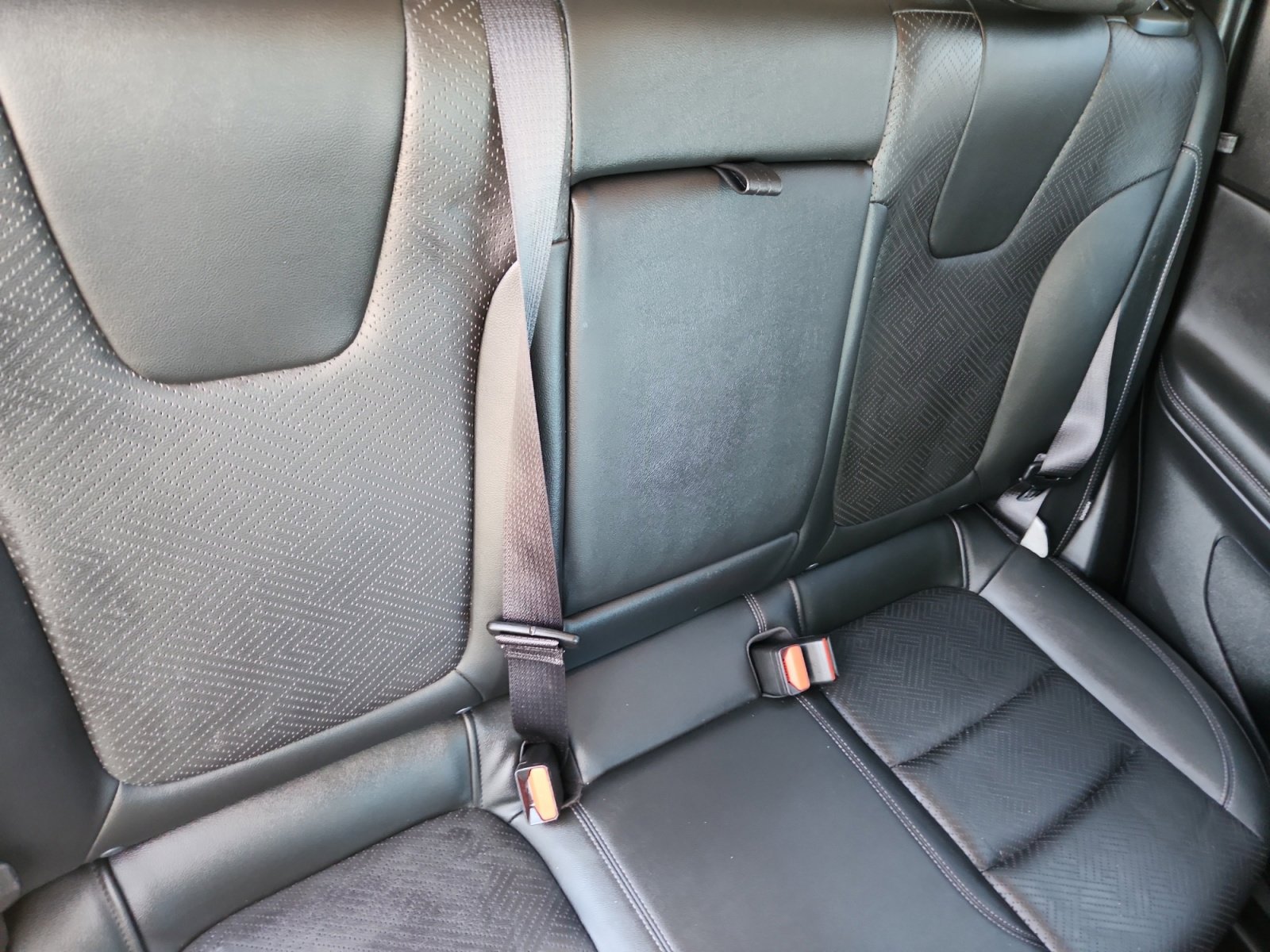 Used 2021 Buick Encore GX Essence image 18