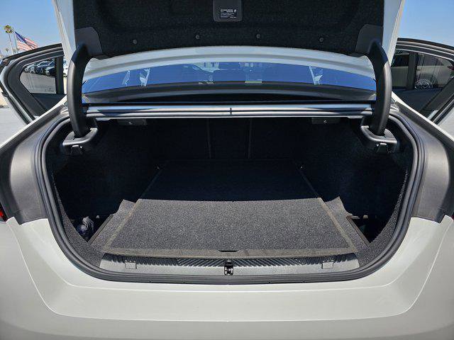 Used 2024 BMW 540i xDrive w/ Convenience Package image 12