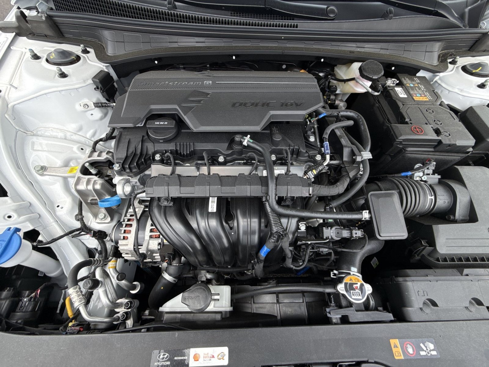 New 2026 Hyundai Elantra SE FWD image 28