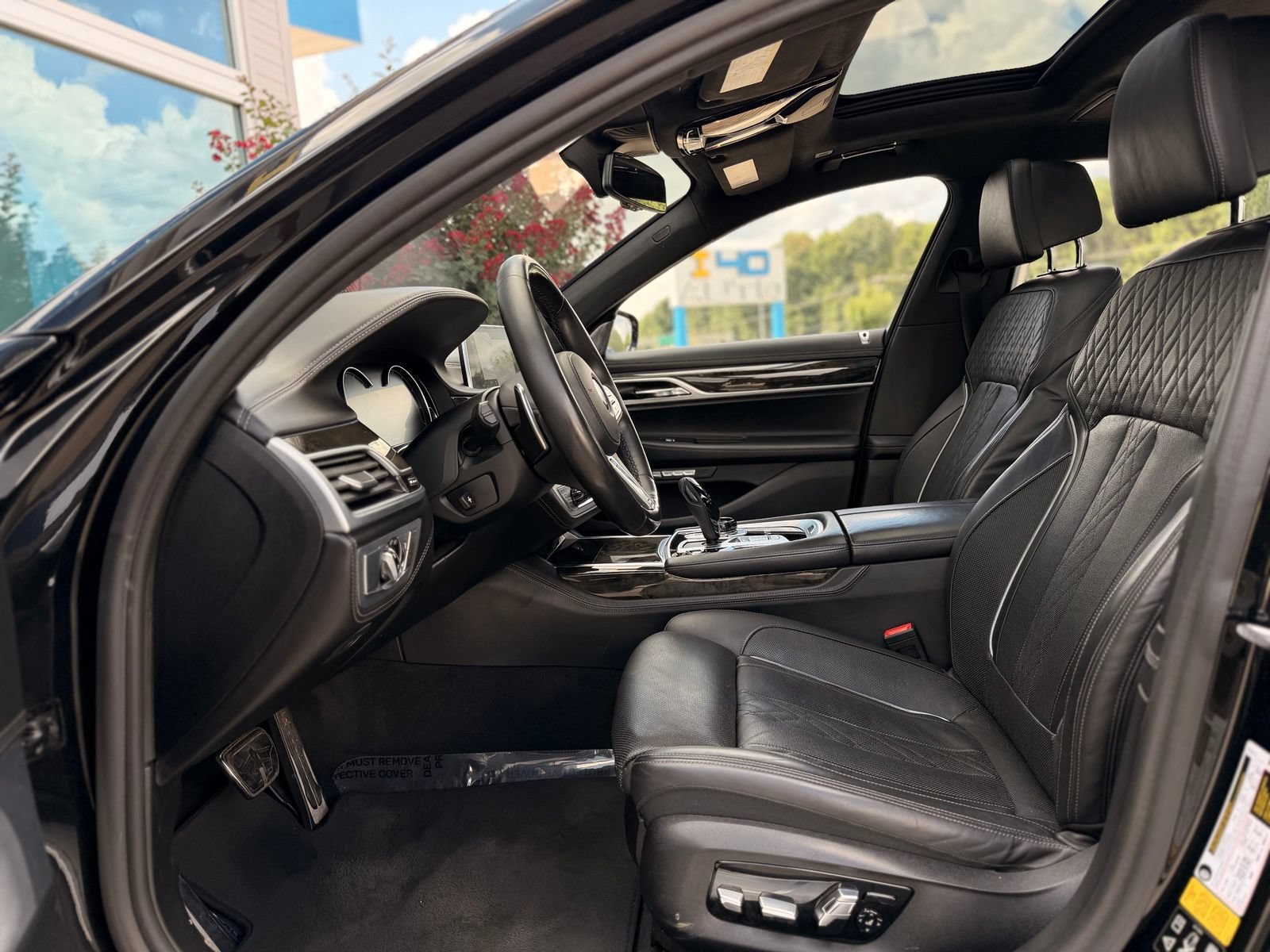 Used 2018 BMW M760i xDrive AWD/4WD image 44
