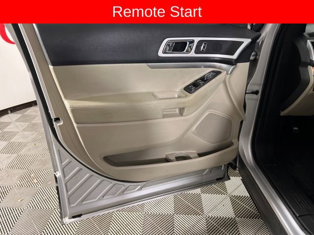 Used 2015 Ford Explorer XLT w/ Equipment Group 202B image 12