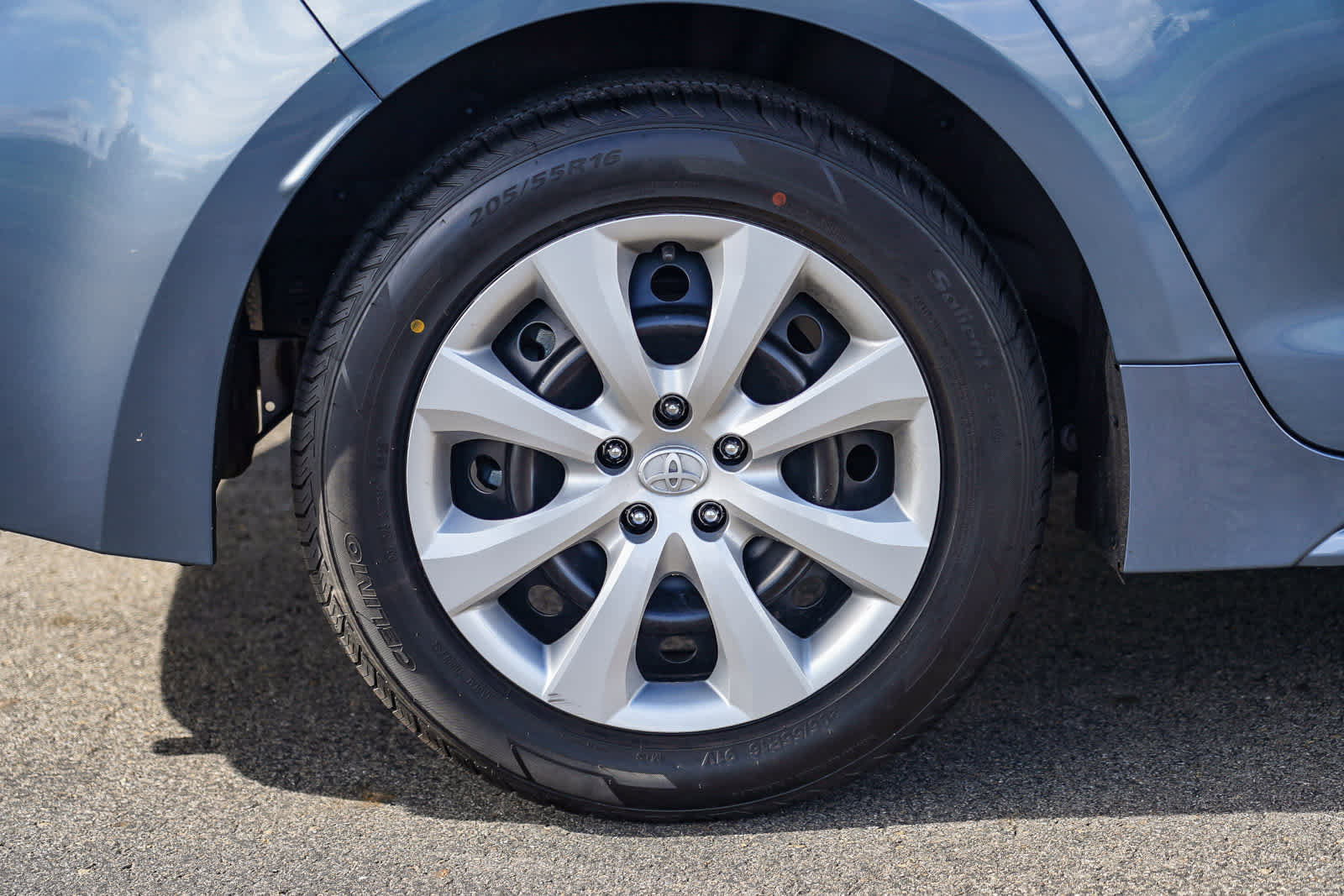 Used 2024 Toyota Corolla LE image 11