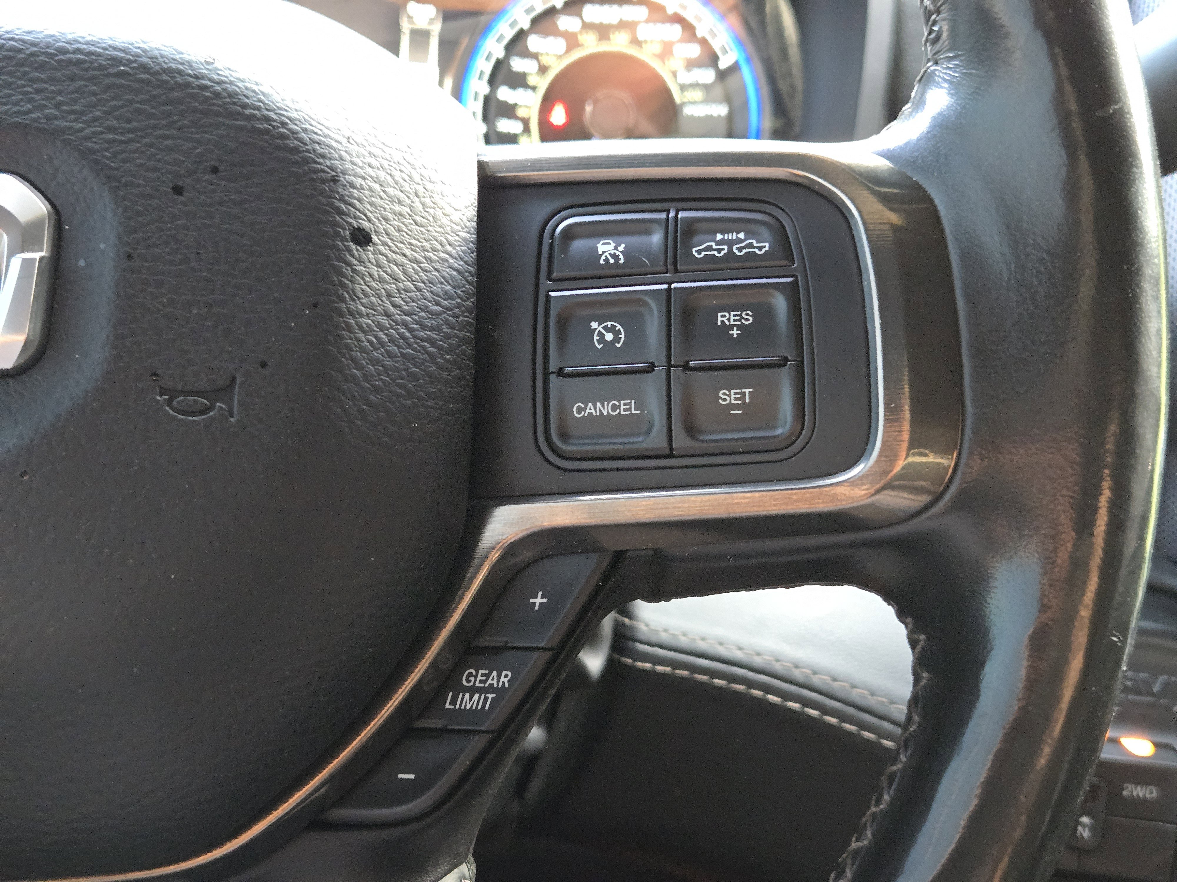 Used 2020 RAM 3500 Limited AWD/4WD image 33