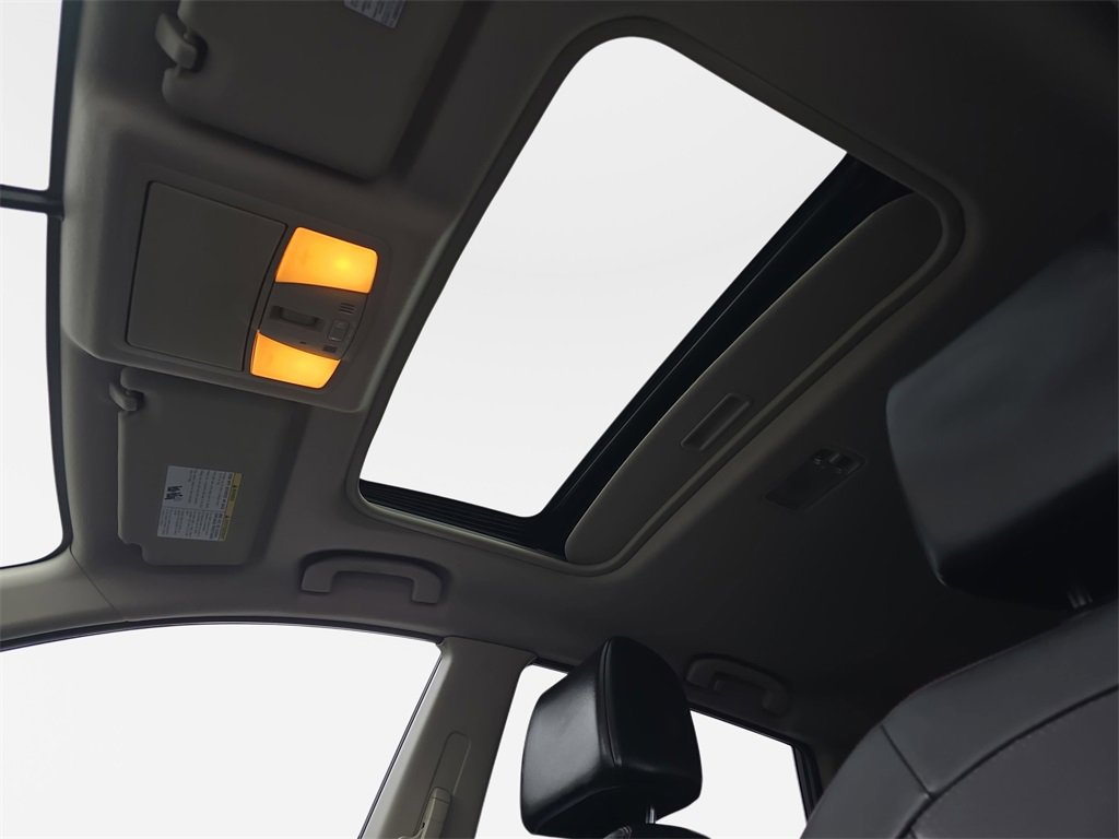 Used 2013 Nissan Rogue SL image 32