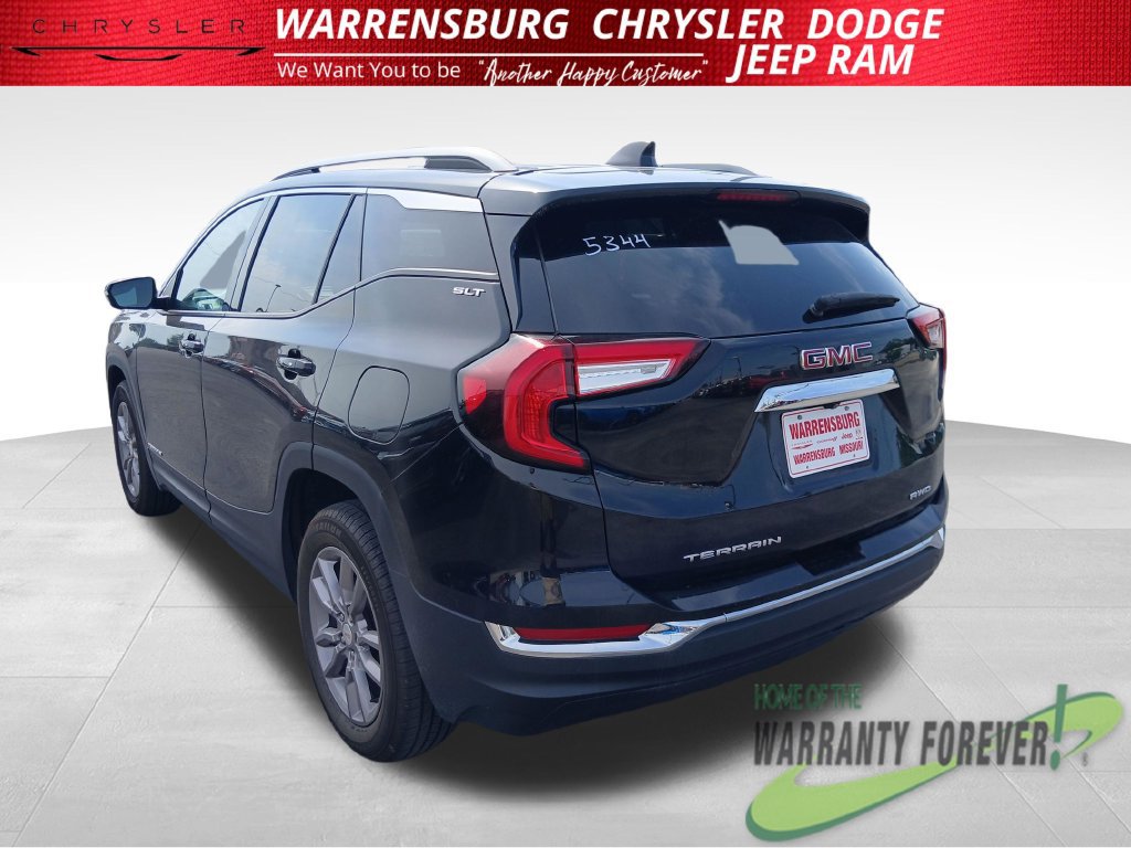 Used 2024 GMC Terrain SLT AWD/4WD image 6