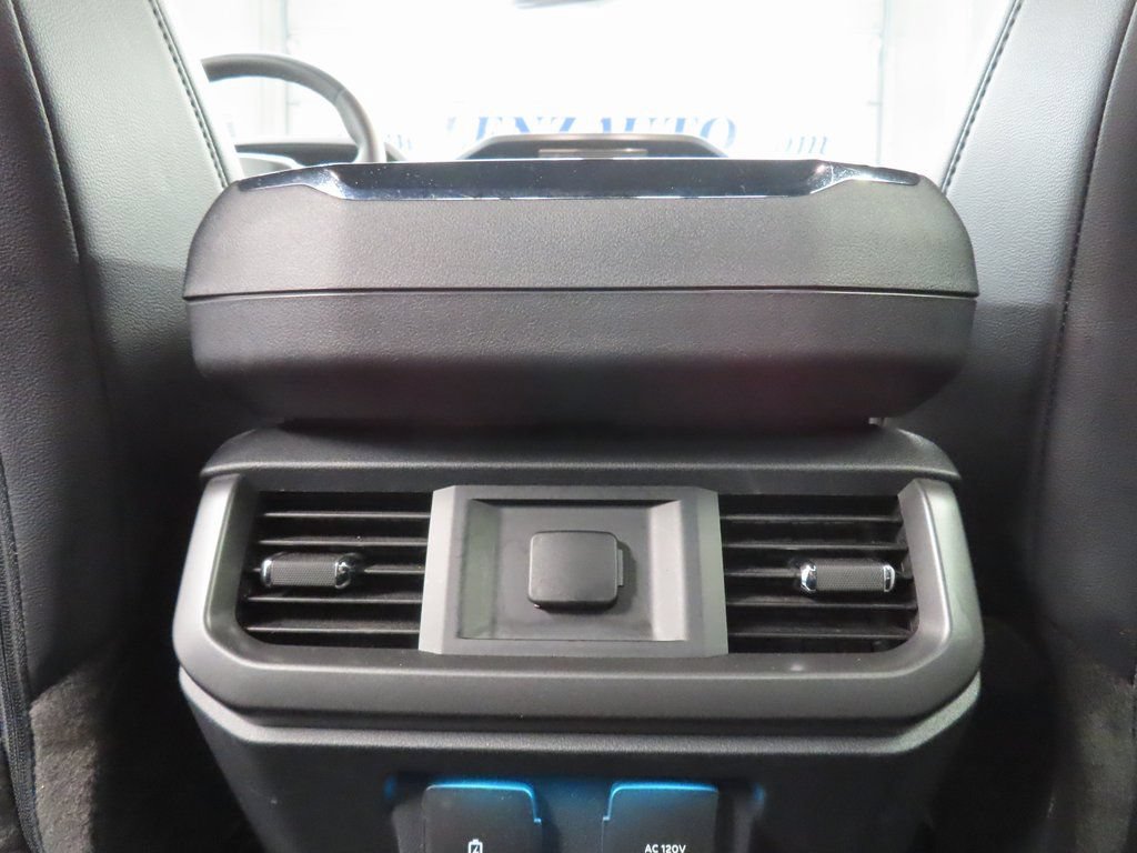 Used 2025 Ford F150 Lariat AWD/4WD image 11