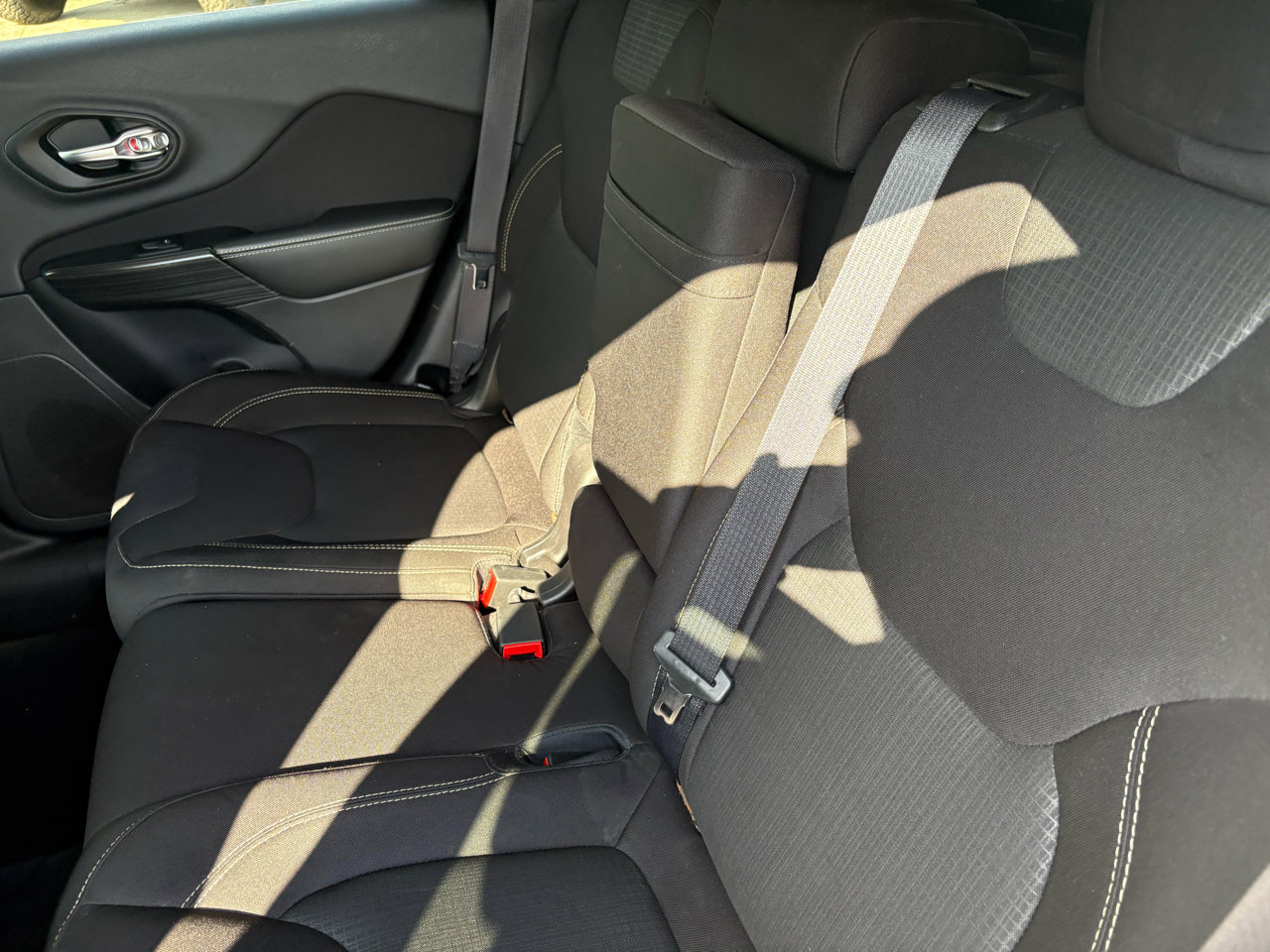Used 2016 Jeep Cherokee Latitude image 33