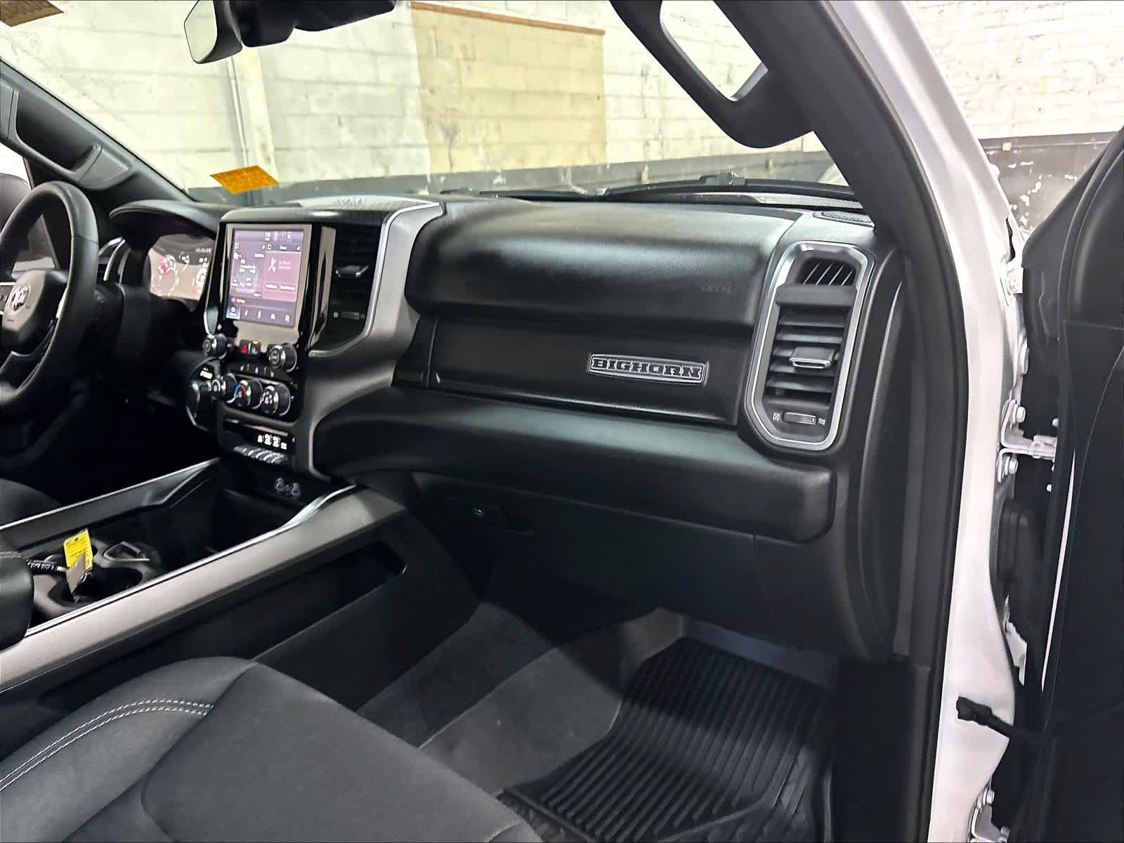Used 2025 RAM 1500 Big Horn AWD/4WD image 18