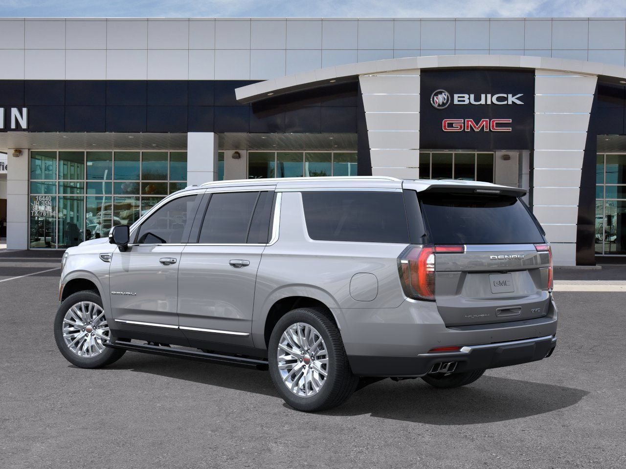 New 2026 GMC Yukon XL Denali w/ Denali Reserve Package AWD/4WD image 3