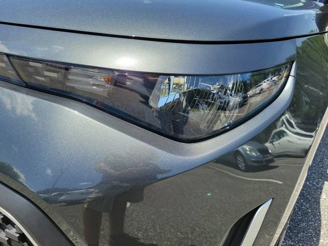 Used 2024 Kia Soul LX w/ Option Group 015 FWD image 16