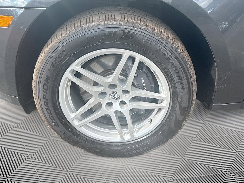 Used 2021 Porsche Macan image 34