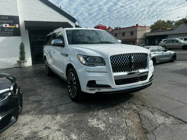 Used 2023 Lincoln Navigator L Black Label image 7