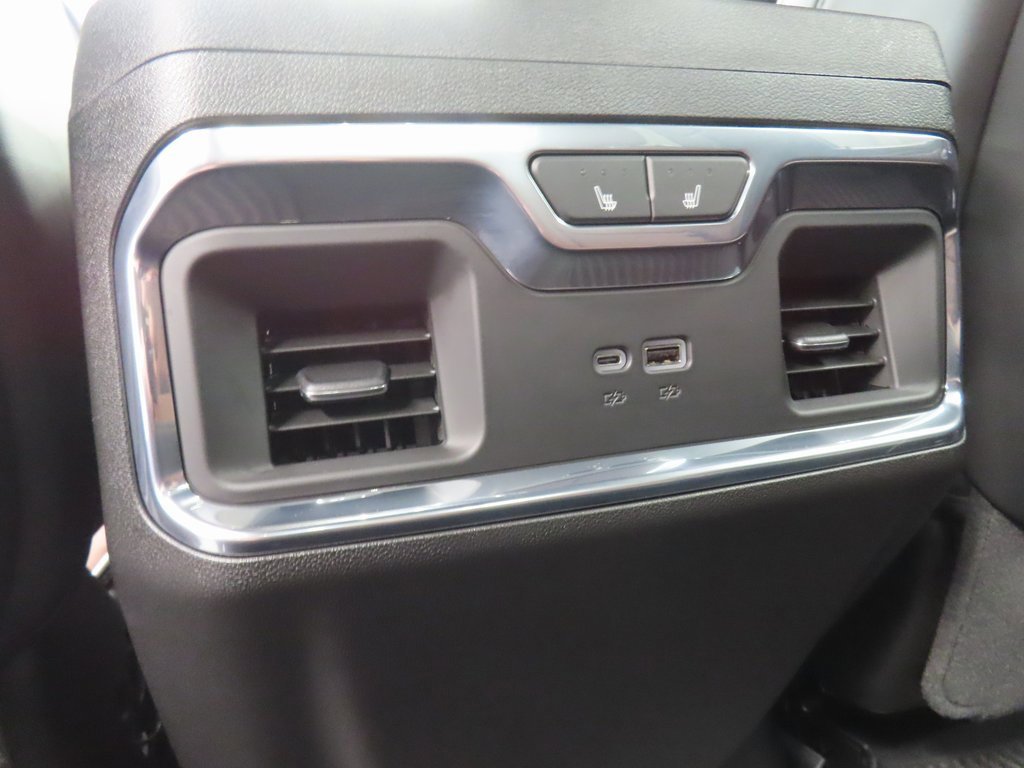 Used 2025 GMC Sierra 1500 Denali Ultimate image 11