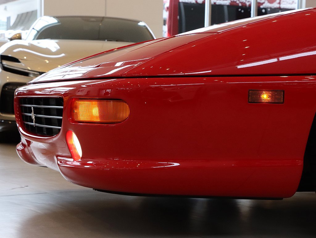 Used 1998 Ferrari F355 Berlinetta image 18