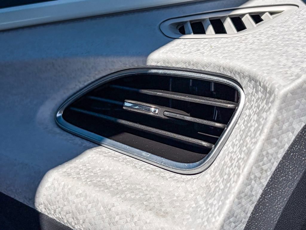 Certified 2021 Chevrolet Bolt LT image 32