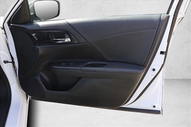 Used 2013 Honda Accord Sport image 29