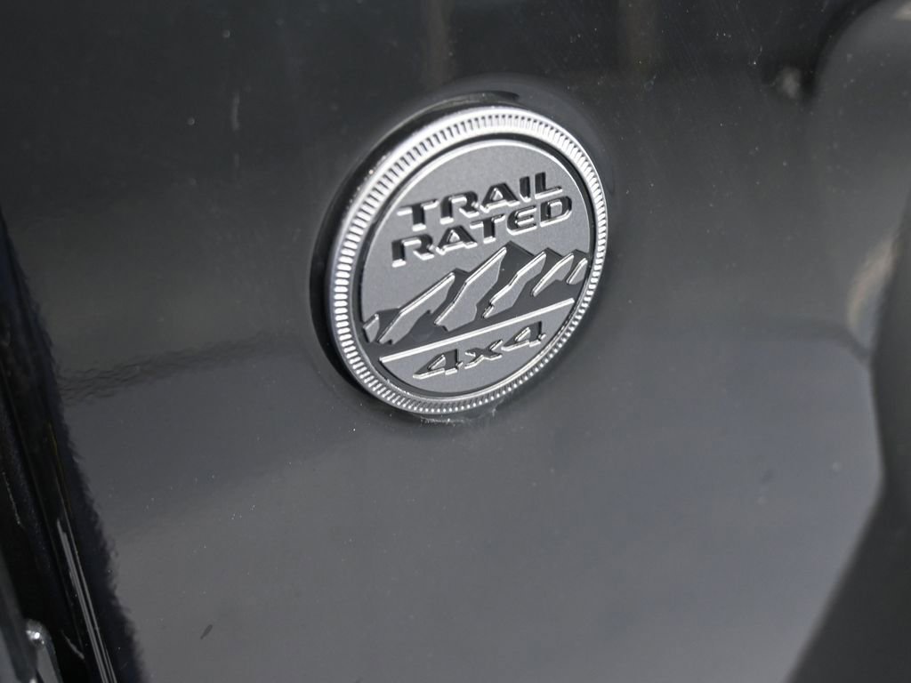 Used 2025 Jeep Wrangler Sport image 40