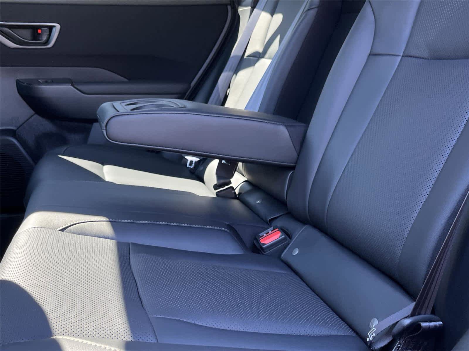 New 2026 Subaru Outback Limited AWD/4WD image 15