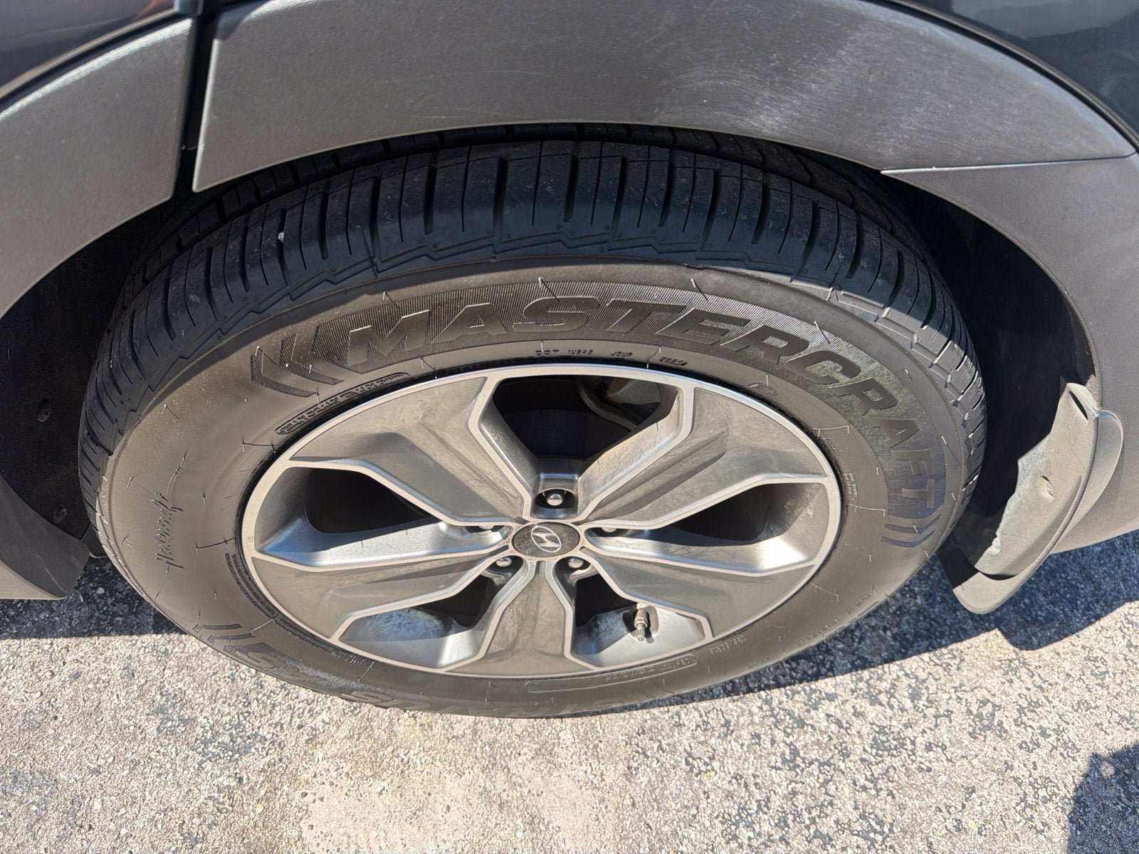 Used 2014 Hyundai Santa Fe Limited FWD image 7