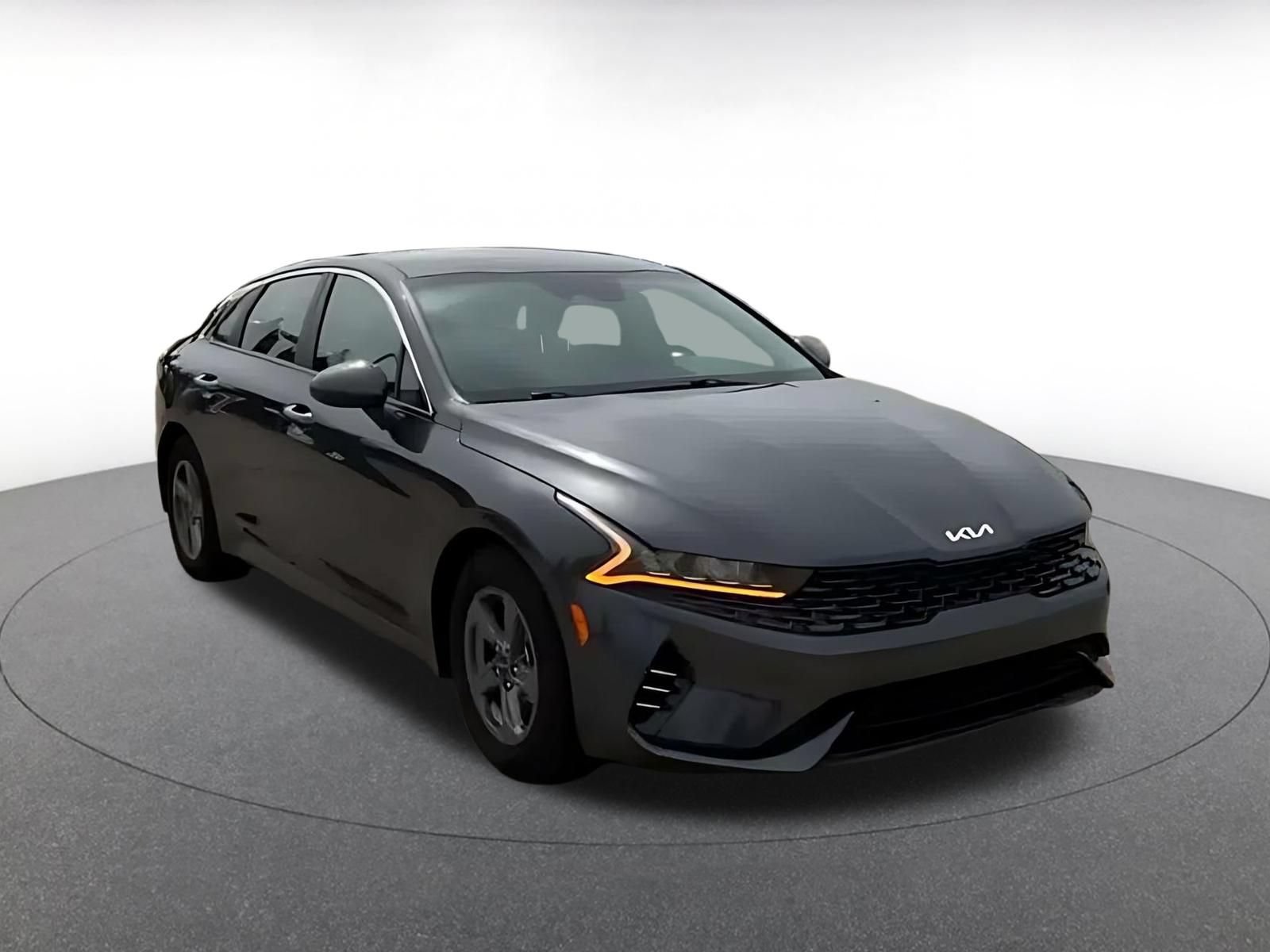 Used 2023 Kia K5 LXS FWD image 3