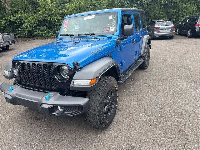 Used 2023 Jeep Wrangler Unlimited w/ Cold Weather Group AWD/4WD image 2