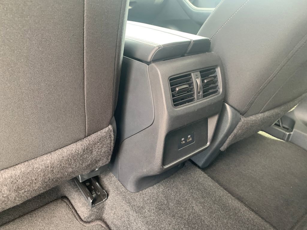 Used 2023 Nissan Rogue SV image 24