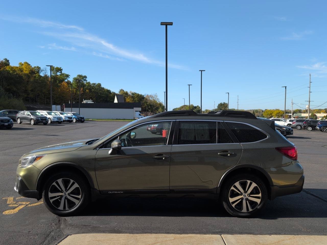 Used 2019 Subaru Outback 2.5i Limited w/ Protection Package #1 AWD/4WD image 5