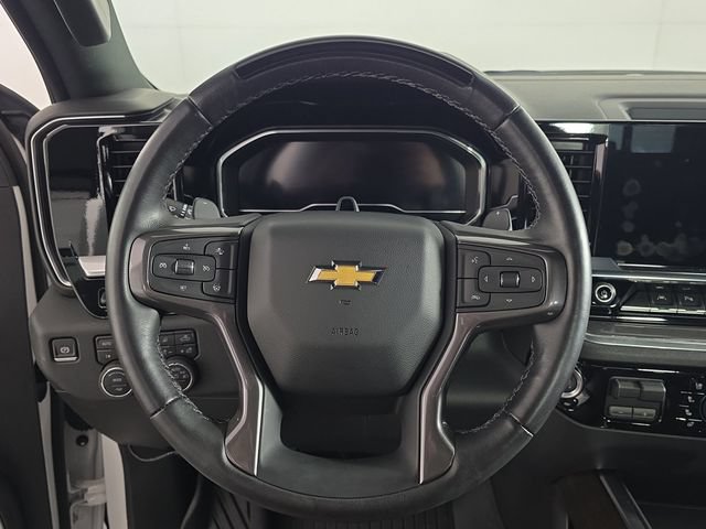 Used 2025 Chevrolet Silverado 1500 High Country w/ Technology Package AWD/4WD image 15