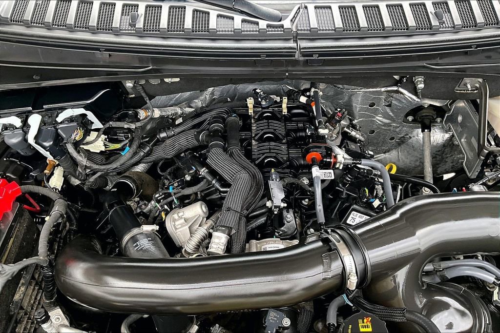 Used 2024 Ford Expedition Max XLT image 47